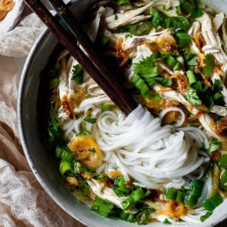 Chicken pho noodle bowl fam 6