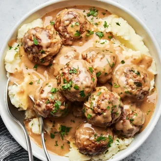 Swedish Meatballs with Mashed Potatoes