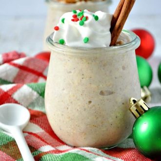 Eggnog overnight oats